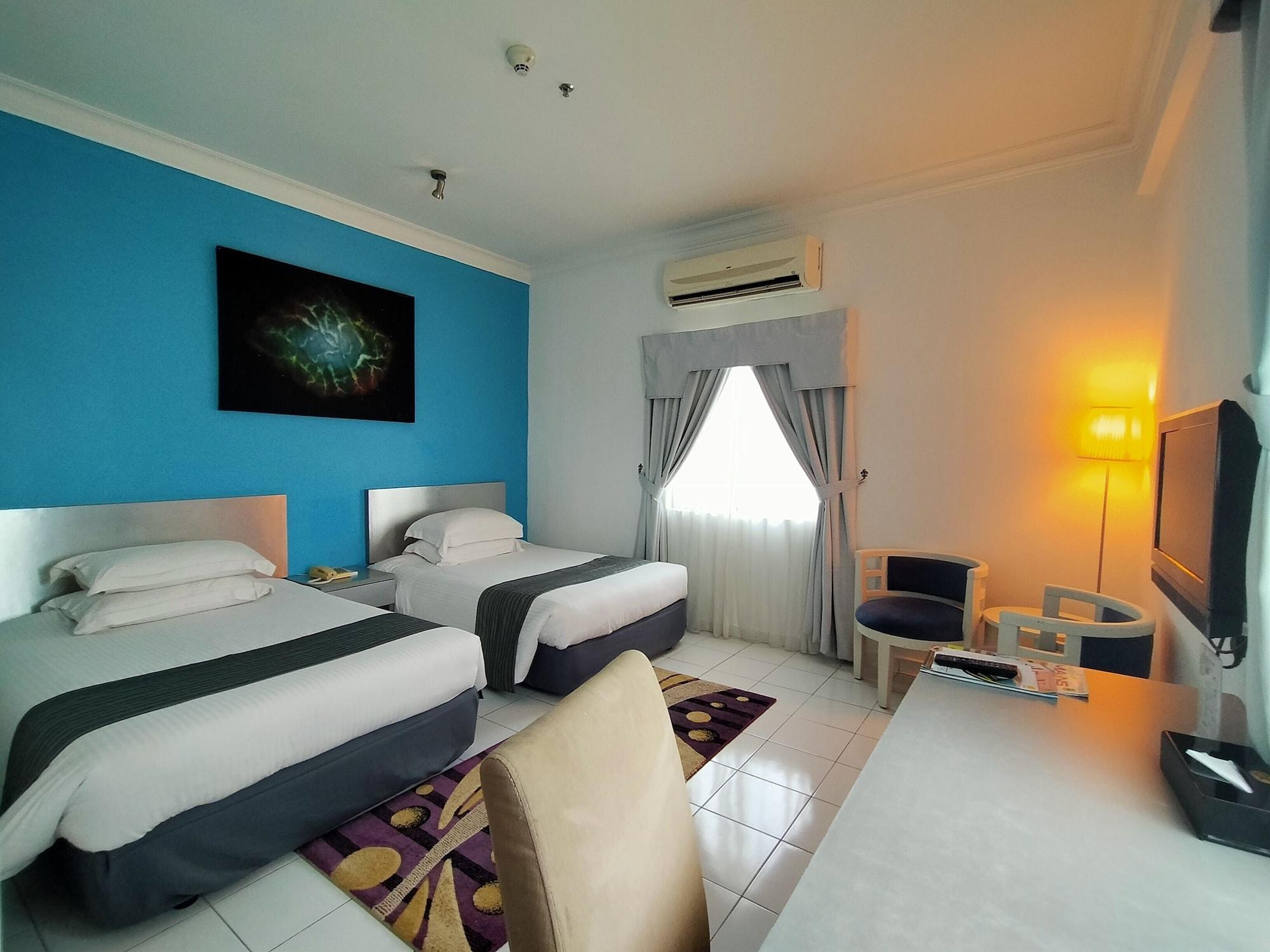 Klana Beach Resort Port Dickson Exteriör bild