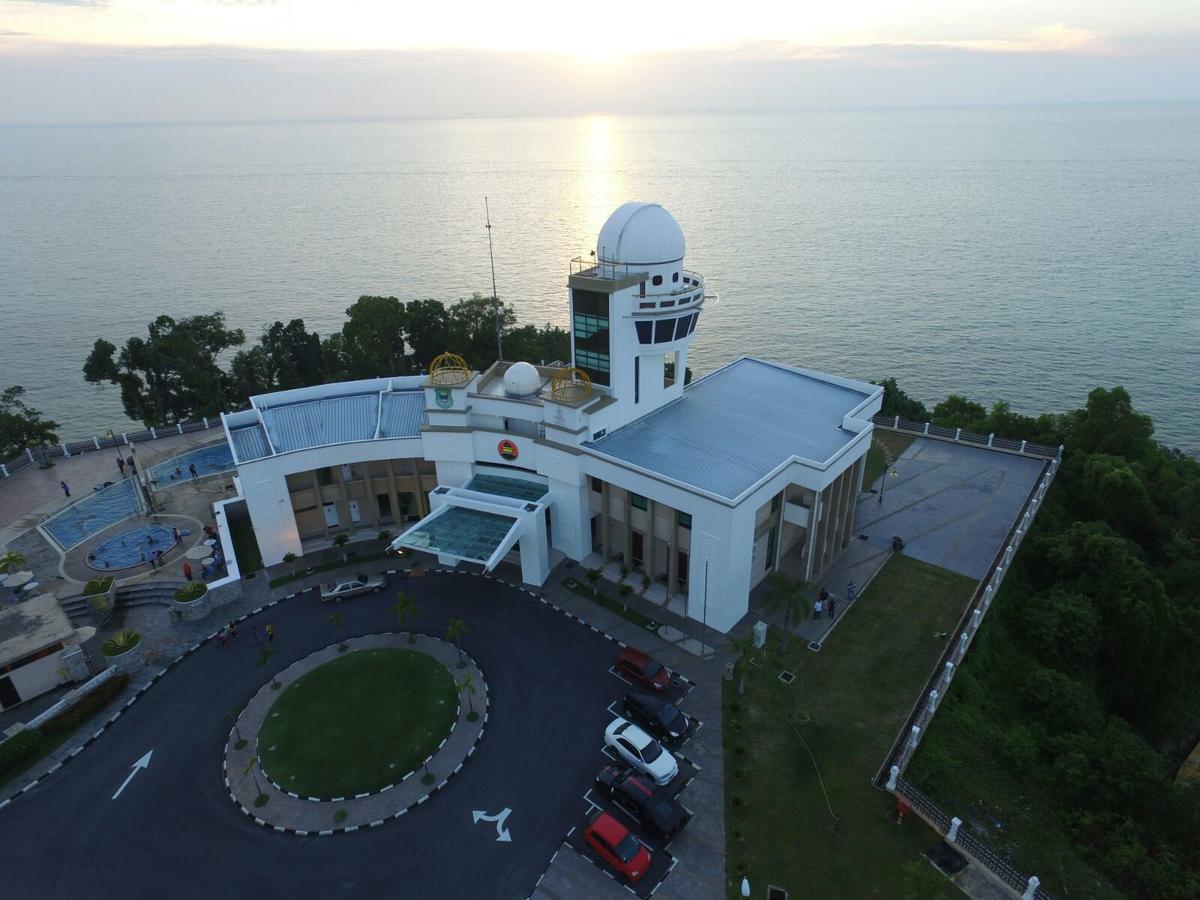 Klana Beach Resort Port Dickson Exteriör bild