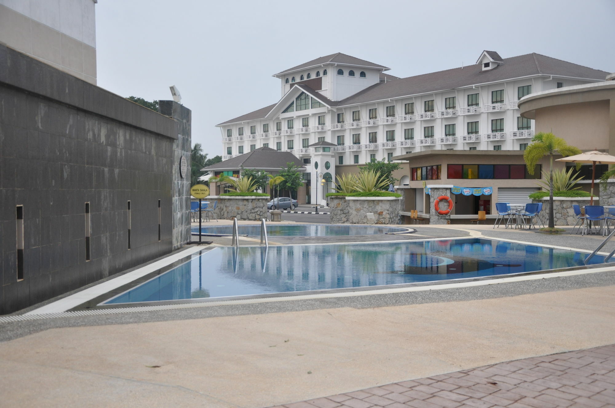 Klana Beach Resort Port Dickson Exteriör bild